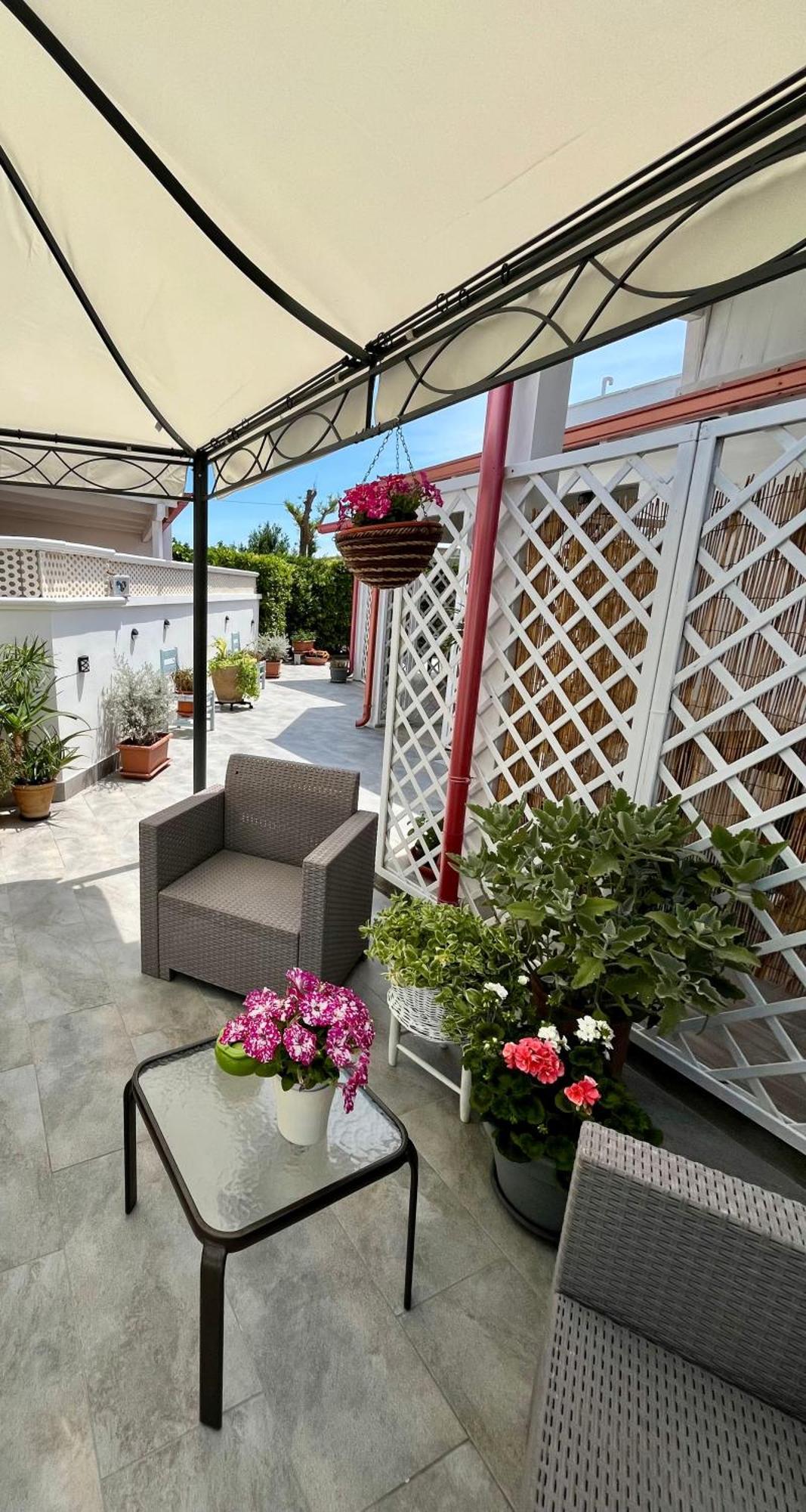 B&B Vento Del Mare San Pietro in Bevagna Buitenkant foto