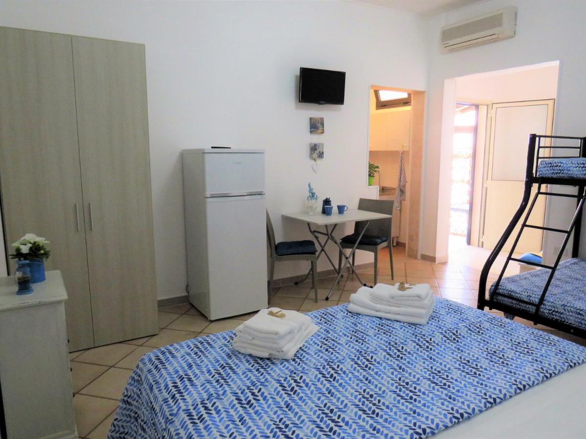 B&B Vento Del Mare San Pietro in Bevagna Buitenkant foto